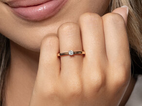 Anillo de compromiso Modern Petite en oro rosa