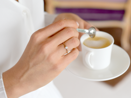 Anillo de compromiso Modern en 14K oro rosa con diamante de laboratorio 0,25ct E/VS