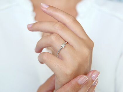 Anillo de compromiso Princess en 14K oro blanco con diamante 0,25ct G/SI
