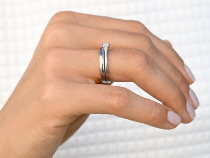 Anillo de compromiso Princess en 14K oro blanco con diamante 0,25ct G/SI