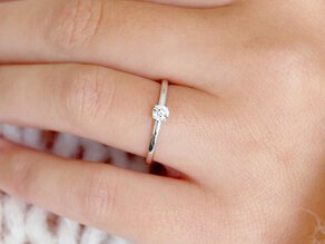 Anillo de compromiso Pure en 14K oro blanco con diamante 0,13ct G/SI