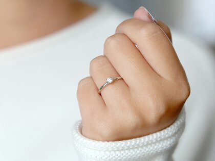 Anillo de compromiso Pure en 14K oro blanco con diamante 0,08ct G/SI