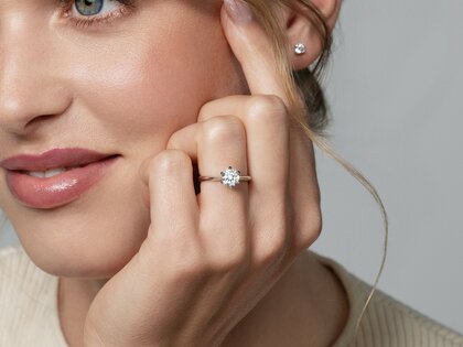 Anillo de compromiso The One en 9K oro amarillo con diamante 1,50ct G/SI