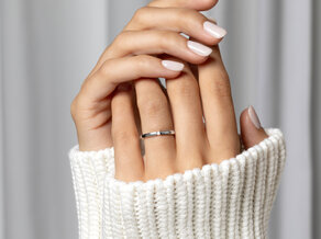 Anillo de compromiso Infinity Petite en 14K oro amarillo con diamante 0,03ct