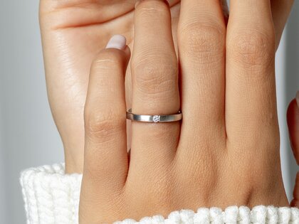 Anillo de compromiso Infinity en 14K oro amarillo con diamante 0,03ct H/SI