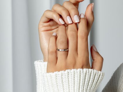 Anillo de compromiso Infinity en 14K oro amarillo con diamante 0,03ct H/SI