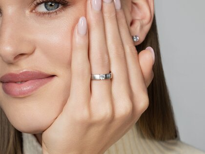 Anillo de compromiso Infinity en 9K oro rosa con diamante 0,30ct H/SI