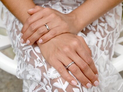Anillo de compromiso Italic en 14K oro blanco con diamante 0,10ct G/SI