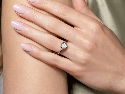 Anillo de compromiso Touch en 9K oro blanco con diamante 1,00ct G/SI
