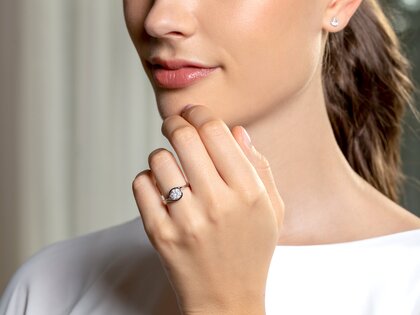 Anillo de compromiso Touch en 9K oro blanco con diamante 1,00ct G/SI